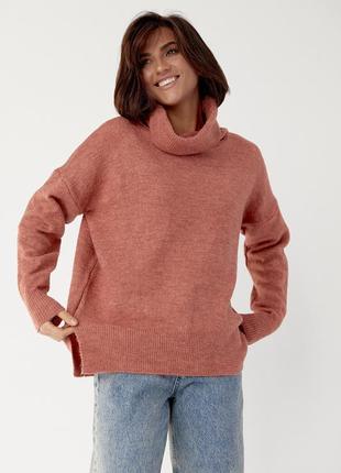 Женский свитер oversize с разрезами по бокам - коралловый цвет, l (есть размеры)