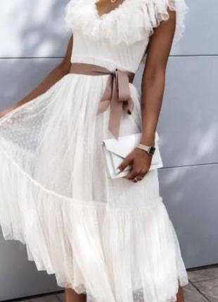 Праздничное белое платье