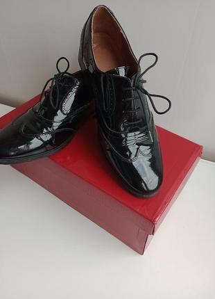 Стильные фирменные кожаные туфли-оксфорды класса люкс от armani -оригинал!