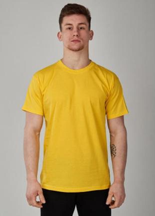 Лимонна чоловіча футболка класична fruit of the loom valueweight яскраво жовта однотонна без малюнків