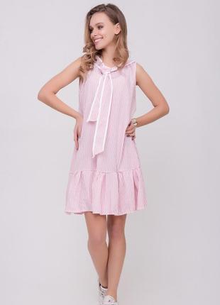 Летнее розовое платье с воланом