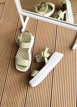 Босоніжки натуральна шкіра, колір оливковий