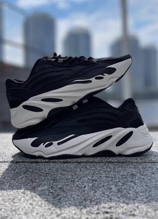 Adidas yeezy boost 700 v2 black&amp;white