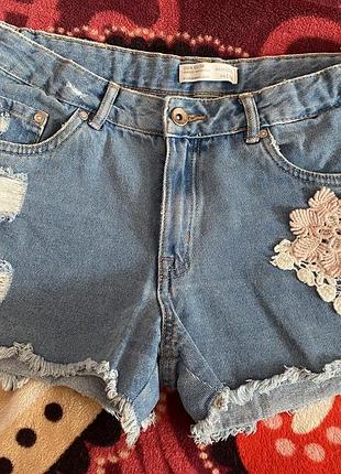Джинсовые шорты