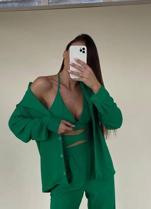 Женский стильный зеленый костюм летний тройка