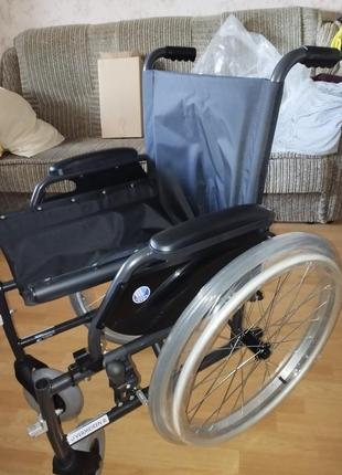 Продам новую инвалидную коляску vermeiren, в упаковке