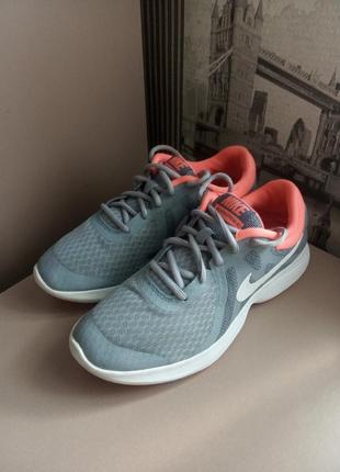 Кроссовки nike revolution 4 (37,5) летние невесомые женские