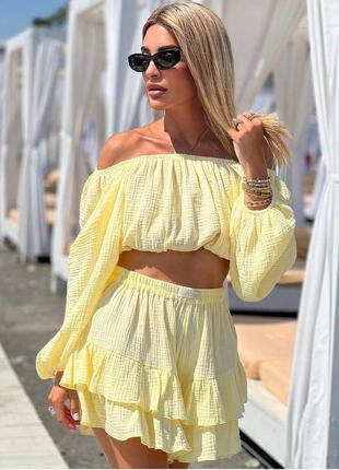 Костюм женский с юбкой мини повседневный нарядный черный белый красный желтый легкий...