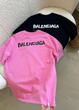 Брендовая футболка в стиле balenciaga
