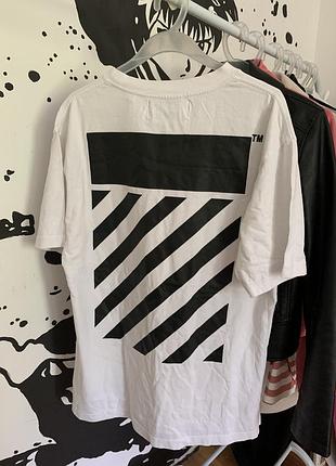 Мужская футболка off white