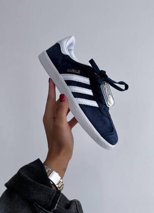 Жіночі кросівки adidas gazelle blue/white.