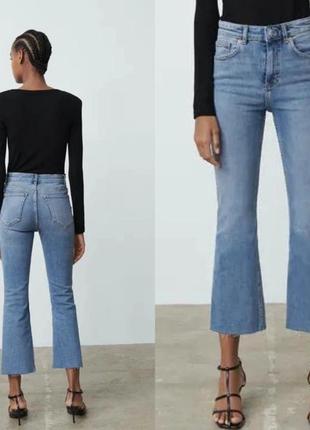 Стильные женские укороченные джинсы клеш кльош 365 фото