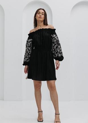 Жіноча сукня вишиванка льон чорна