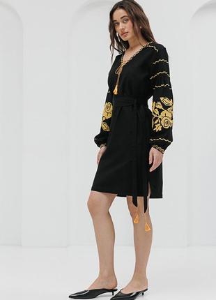 Черное женское платье вышиванка