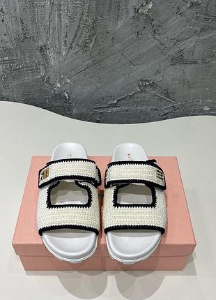 Шлепанцы в стиле miu miu