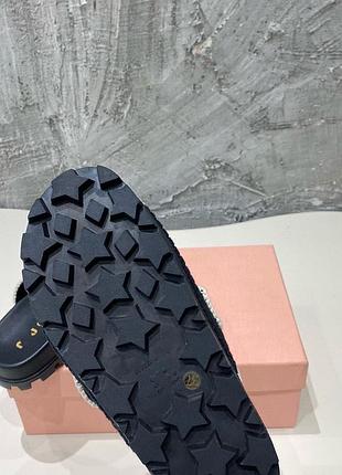 Шлепанцы в стиле miu miu