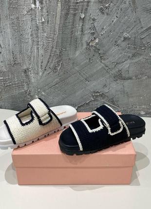 Шлепанцы в стиле miu miu