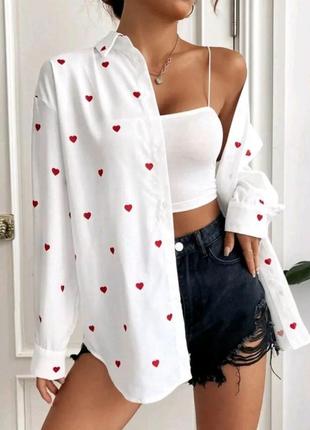 Блуза с вышивкой сердечко
