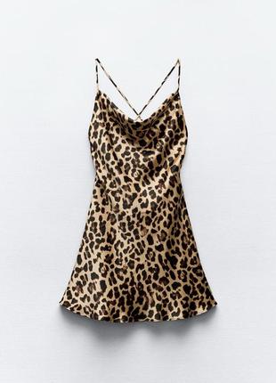 Сатиновое мини платье в леопардовый принт zara