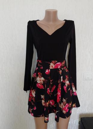 Красива фірмова сукня