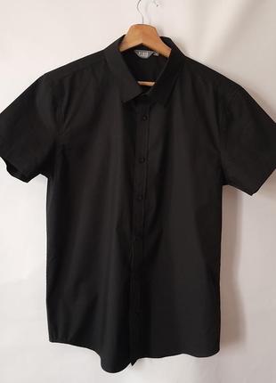 Легкая мужская черная рубашка размер м