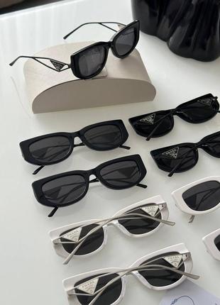 Солнцезащитные очки prada