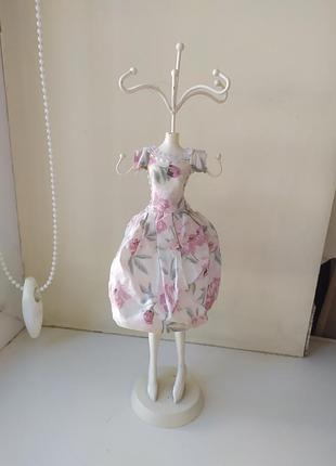 Манекен підставка для прикрас