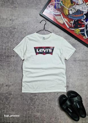 Хлопкова футболка levis