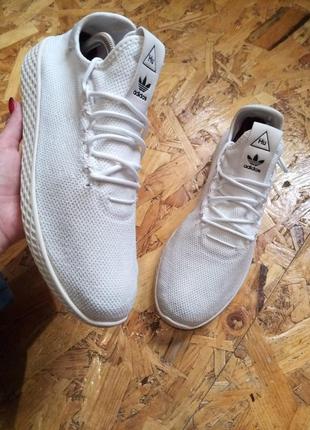 Кроссовки adidas hu pharrell williams