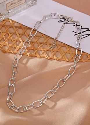 Ожерелье цепочка с крупными звеньями / серебряный цвет