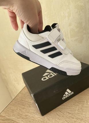 Кросівки /кроссовки adidas 22 розмір 14,5 см