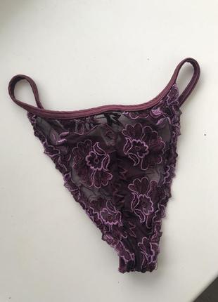 Кружевные трусики стринги бикини бразилианы фиолетовые размер s-m