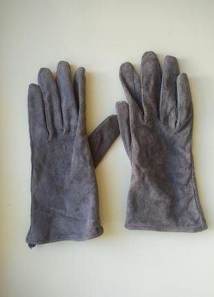 Замшевые перчатки