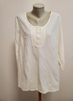 Красивая брендовая коттоновая легкая блузка молочного цвета батал