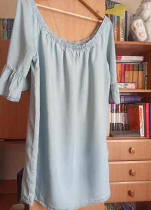 Міні сукня з відкритими плечима 
"блакитний джинс" від бренду new look