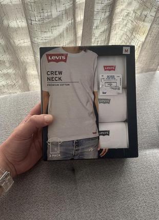 Пак базовых футболок levi’s