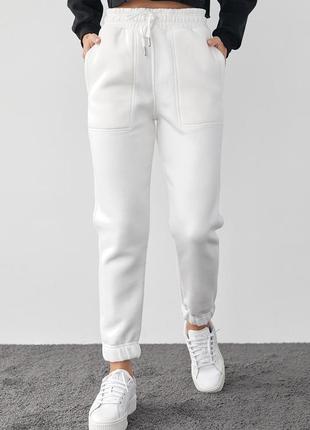 Жіночі теплі джогери ( спортивні штани) на флісі 3-нитка зимові молочний колір   l