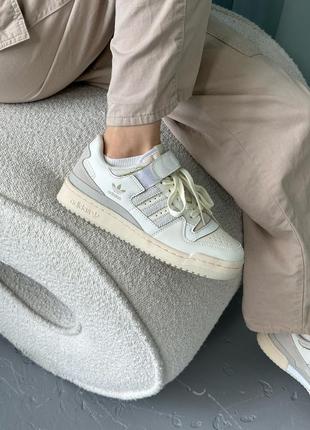 Кросівки жіночі adidas forum cream white шкіра 37 р-р