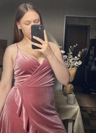 Нежное розовое велюровое платье new look