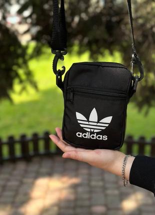 Чорна барсетка adidas , сумка , бананка