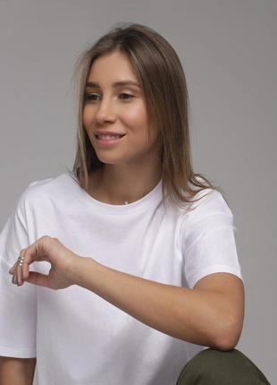 Жіноча базова біла футболка з турецької тканини кулір