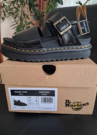 Босоніжки dr.marten's