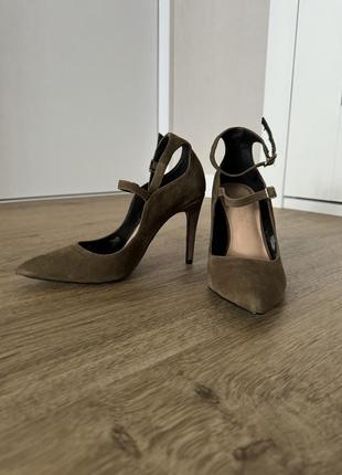 Туфли лодочки на ремешках туфли лодочки marks & spencer