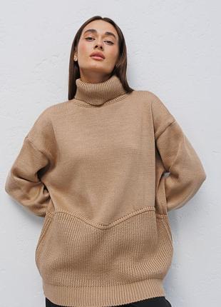 Жіночий в`язаний светр темно-бежевий з фігурним швом