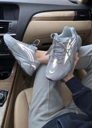 Кросівки жіночі yeezy 700 blue текстиль 36 р-р