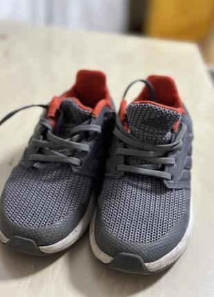 Кросівки adidas