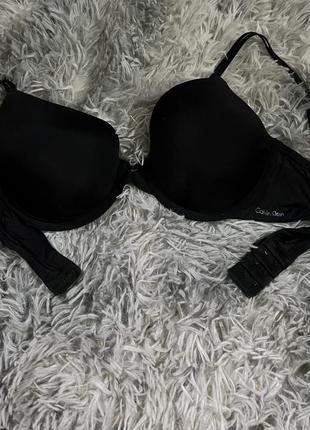 Бюстгальтер calvin klein