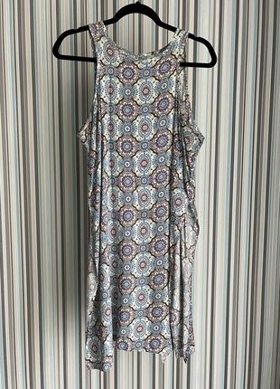 Майка длинная с разрезами по бокам и сзади