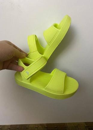 Босоніжки fitflop unisex kid's ergonomic унісекс