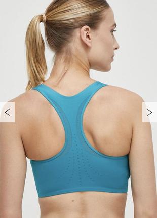 Оригинал.фирменный,спортивный топ-бюстгальтер adidas stella mccartney